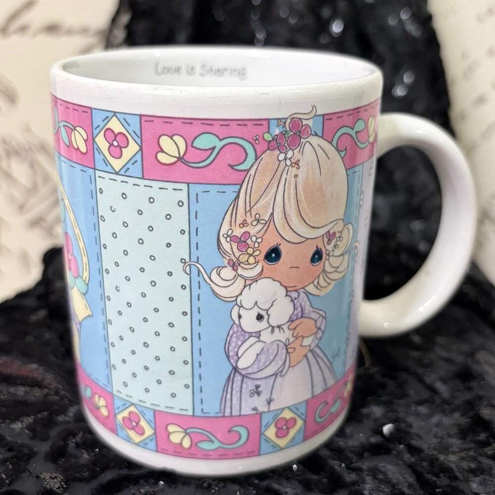 VINTAGE 1998 Precious Moments Enesco "Love Is Sharing" Coffee Tea Mug, Girl Lamb